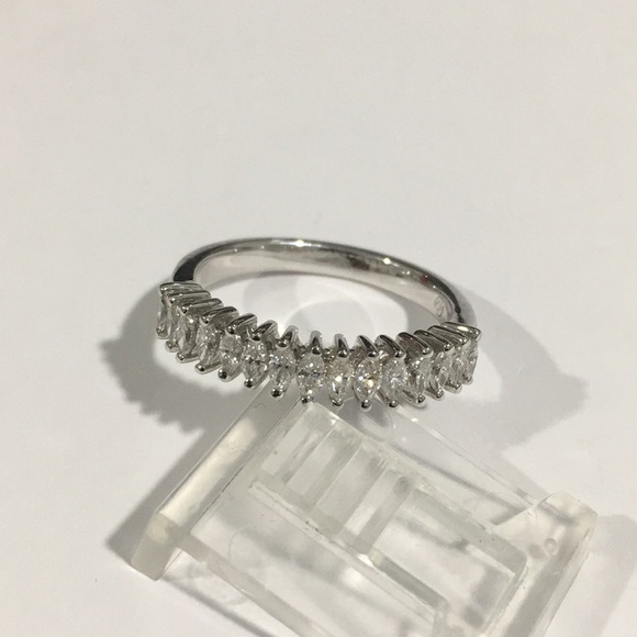 Jewelry - 18k White Gold Marquis Shape Diamond 💎 Wedding💍
